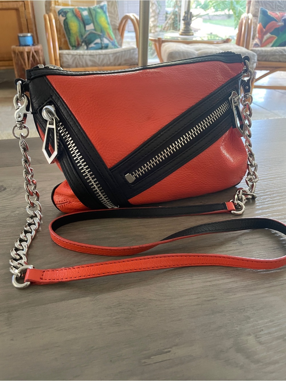 🧡Botkier ’CRUZ’ Orange and Black Leather Crossbody with Chain-Detail Strap🖤
